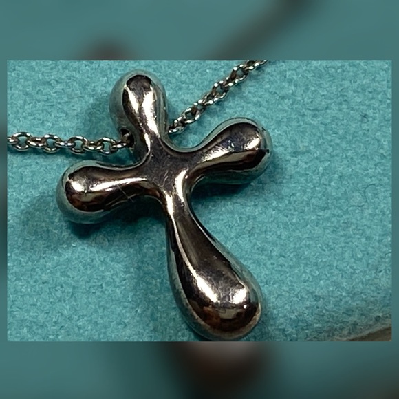 ✨SOLD✨ Tiffany & Co By Elsa Peretti Sterling Silver Cross 16" Necklace GUC - Picture 5 of 7